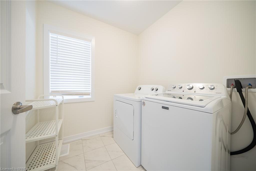 196 Wilmot Road, Brantford, ON - Indoor Photo Showing Laundry Room