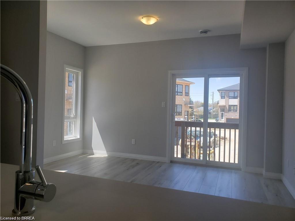 65-720 Grey Street, Brantford, ON - Indoor Photo Showing Other Room