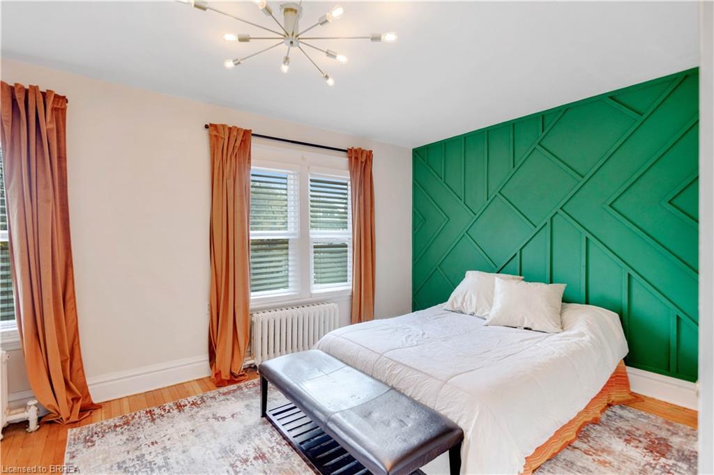 134 Sherman Avenue S, Hamilton, ON - Indoor Photo Showing Bedroom