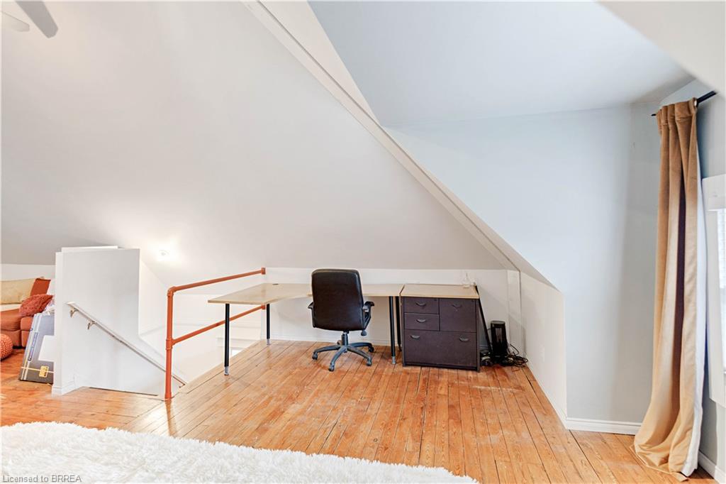 134 Sherman Avenue S, Hamilton, ON - Indoor