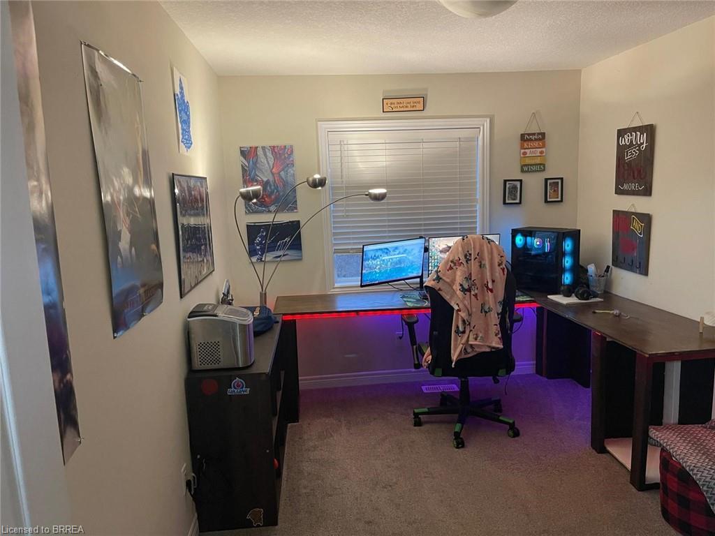 53 Arlington Parkway, Paris, ON - Indoor