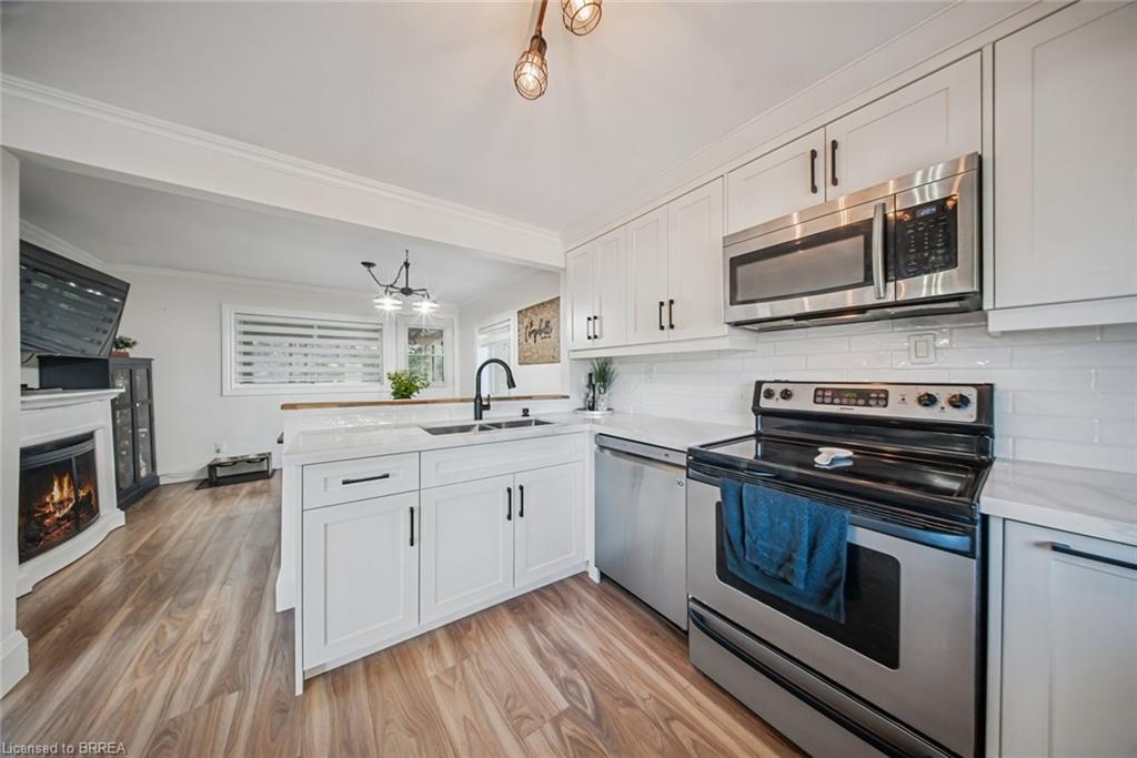 84 Jennings Road, Brantford, ON - Indoor Photo Showing Kitchen