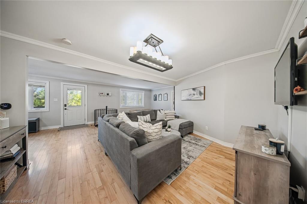 84 Jennings Road, Brantford, ON - Indoor Photo Showing Other Room