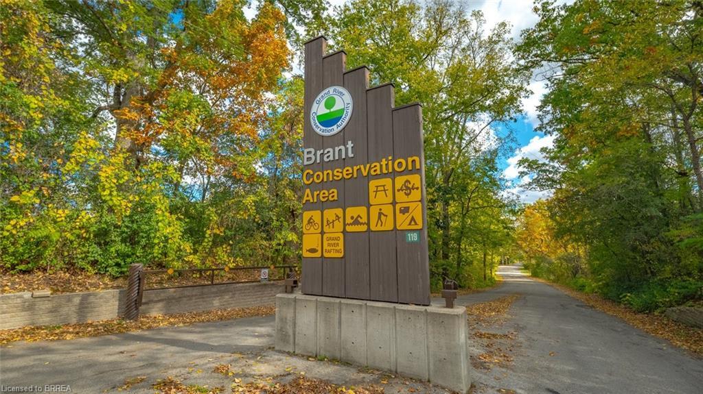 84 Jennings Road, Brantford, ON - Outdoor