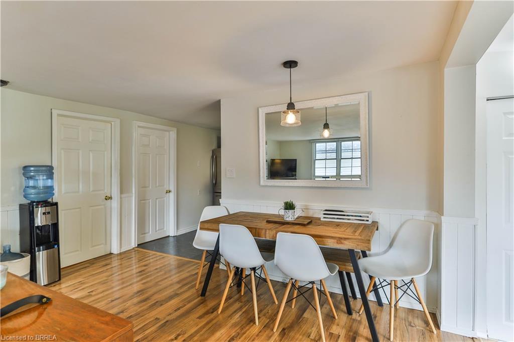 15 Barbara Drive, Nanticoke, ON - Indoor Photo Showing Dining Room