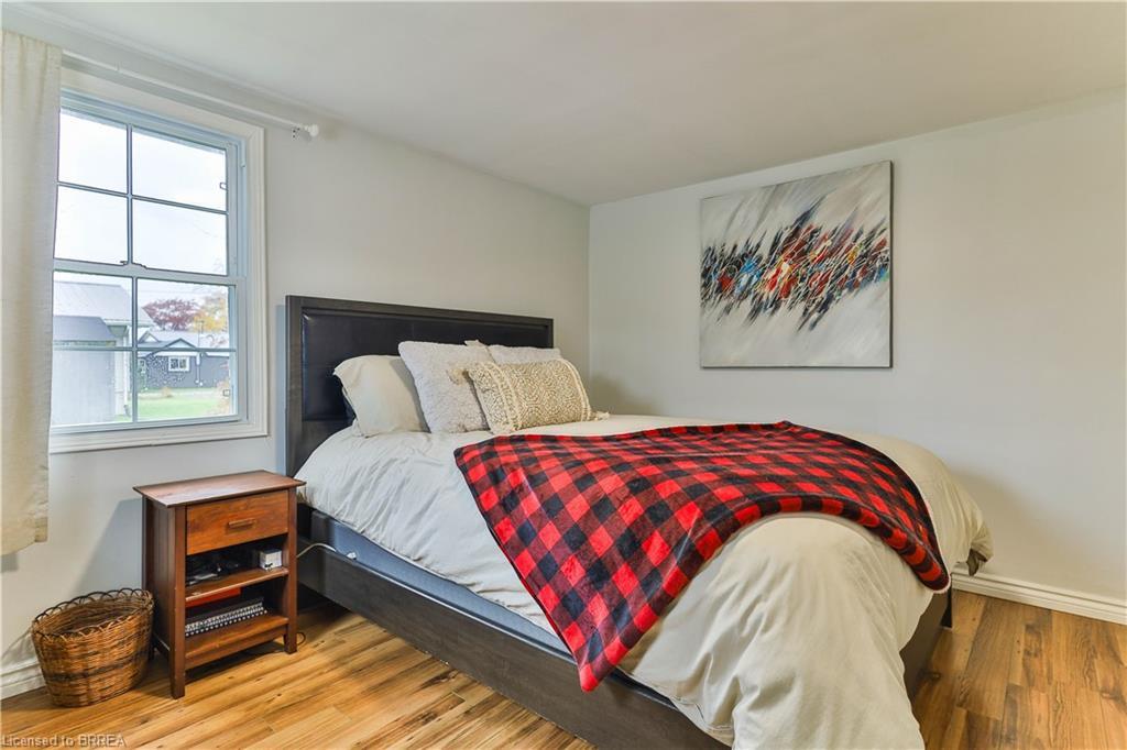 15 Barbara Drive, Nanticoke, ON - Indoor Photo Showing Bedroom