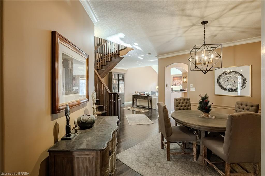 49-655 Park Road N, Brantford, ON - Indoor Photo Showing Dining Room
