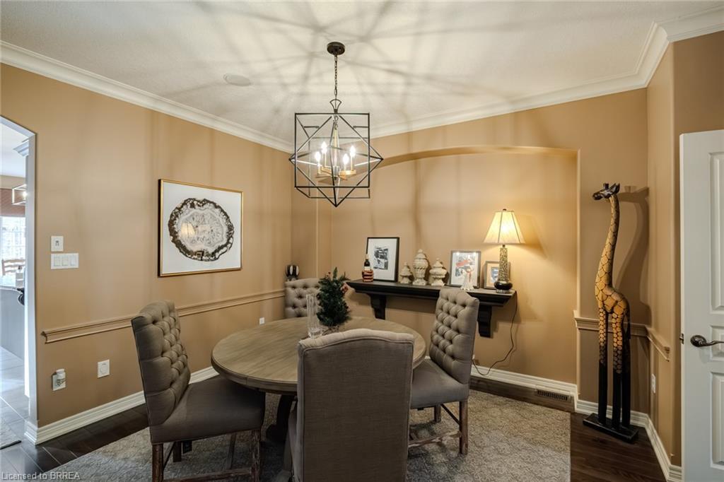 49-655 Park Road N, Brantford, ON - Indoor Photo Showing Dining Room