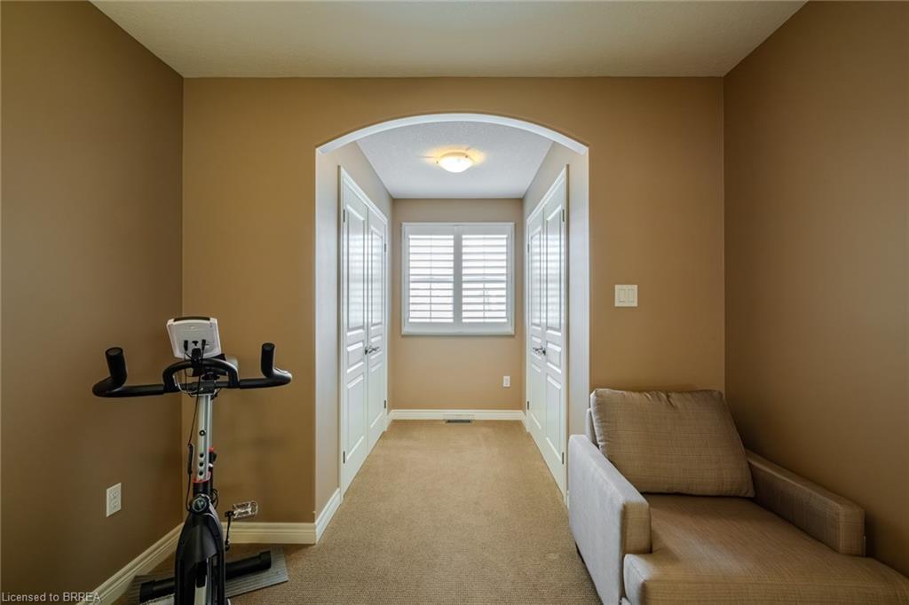 49-655 Park Road N, Brantford, ON - Indoor Photo Showing Gym Room