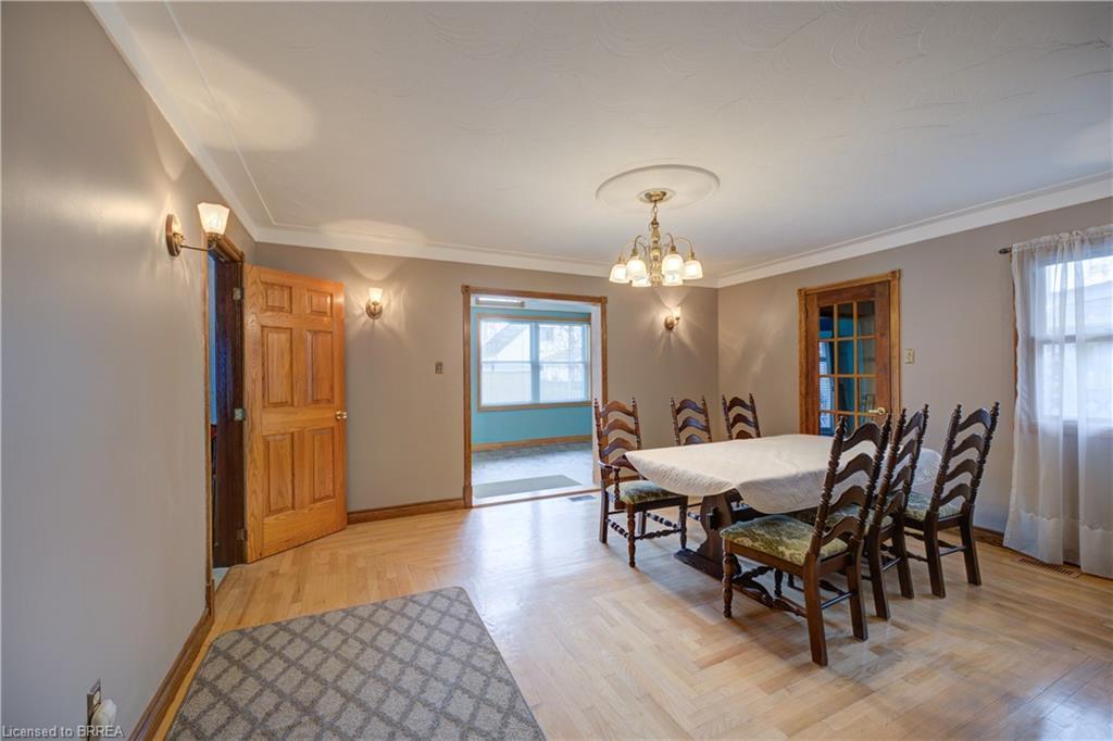 37 Frank Street, Brantford, ON - Indoor Photo Showing Dining Room