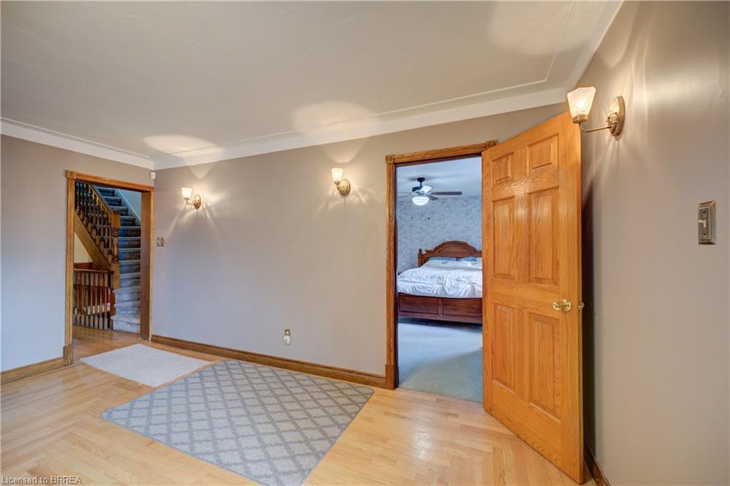 37 Frank Street, Brantford, ON - Indoor Photo Showing Other Room