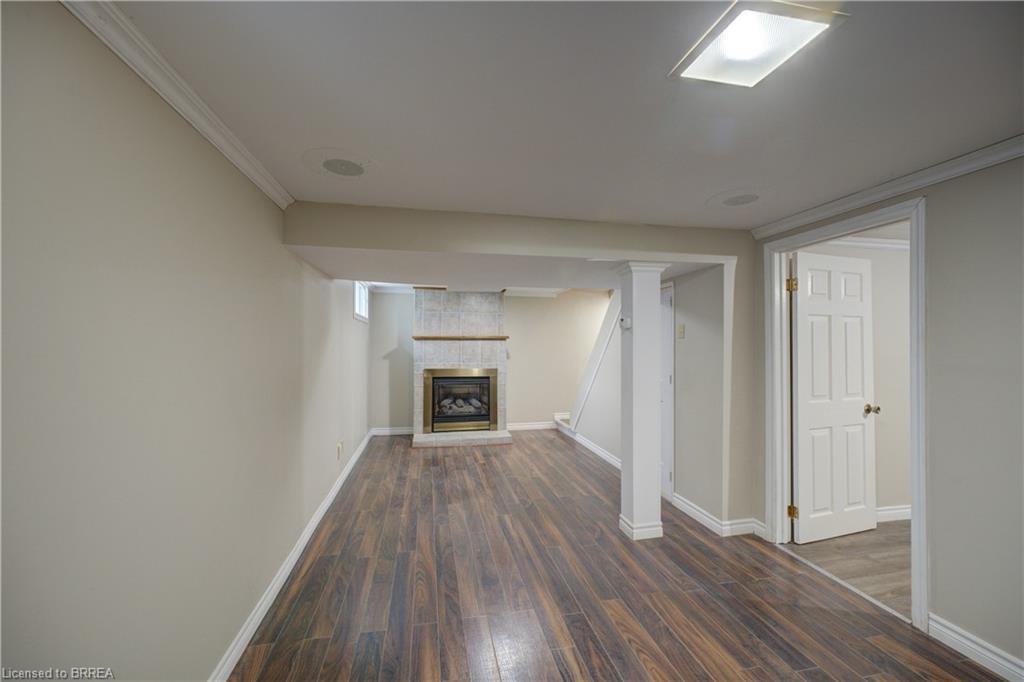 37 Frank Street, Brantford, ON - Indoor Photo Showing Other Room