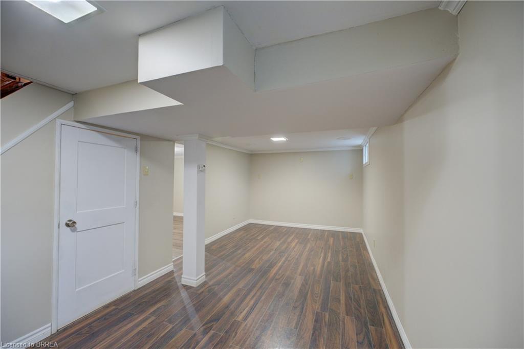 37 Frank Street, Brantford, ON - Indoor