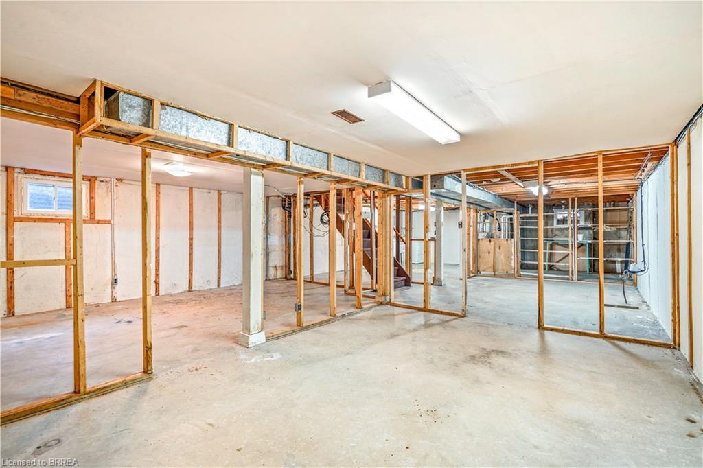 8 Stockdale Drive, Brantford, ON - Indoor Photo Showing Basement