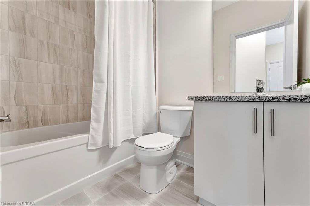 230 Middleton Street, Thamesford, ON - Indoor Photo Showing Bathroom