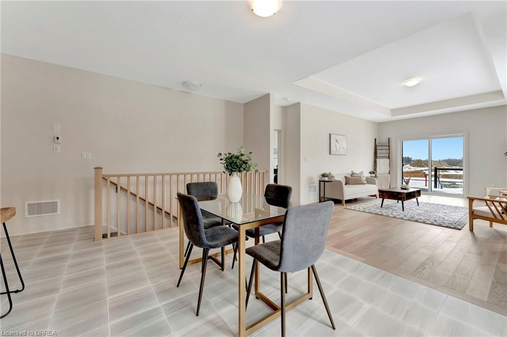 230 Middleton Street, Thamesford, ON - Indoor