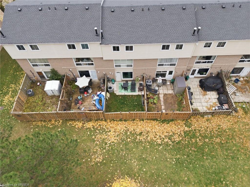 F-281 Stanley Street, Brantford, ON - Outdoor