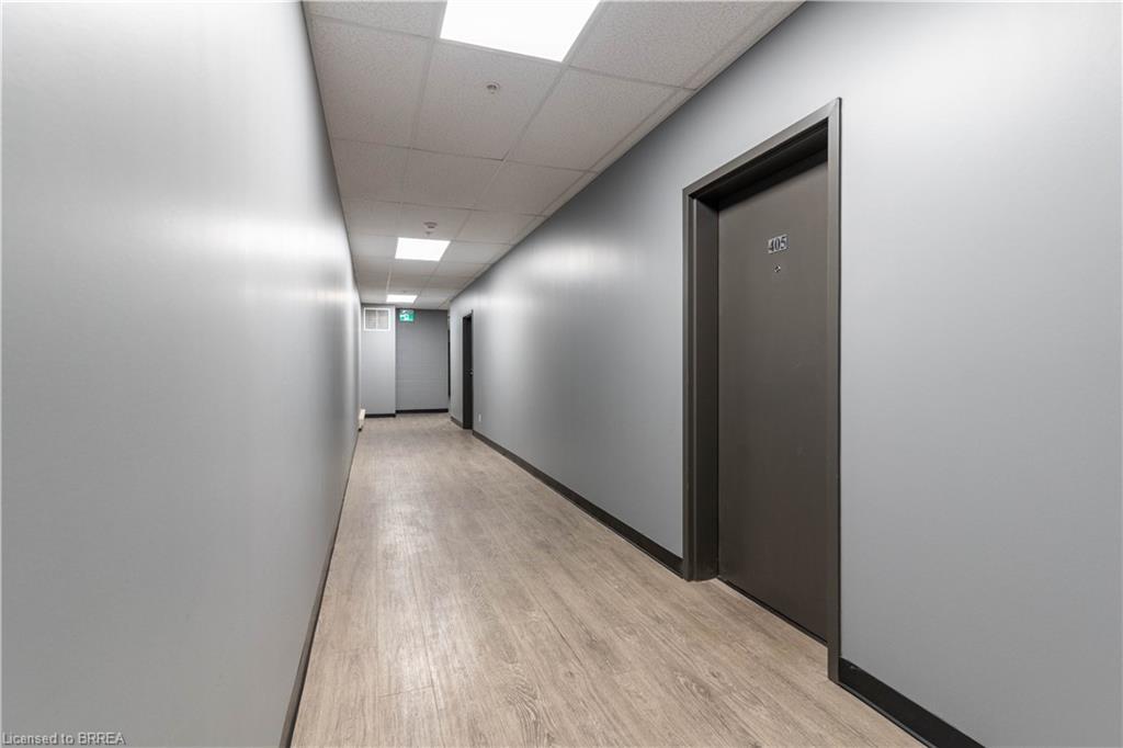 405-150 Colborne Street E, Brantford, ON - Indoor Photo Showing Other Room