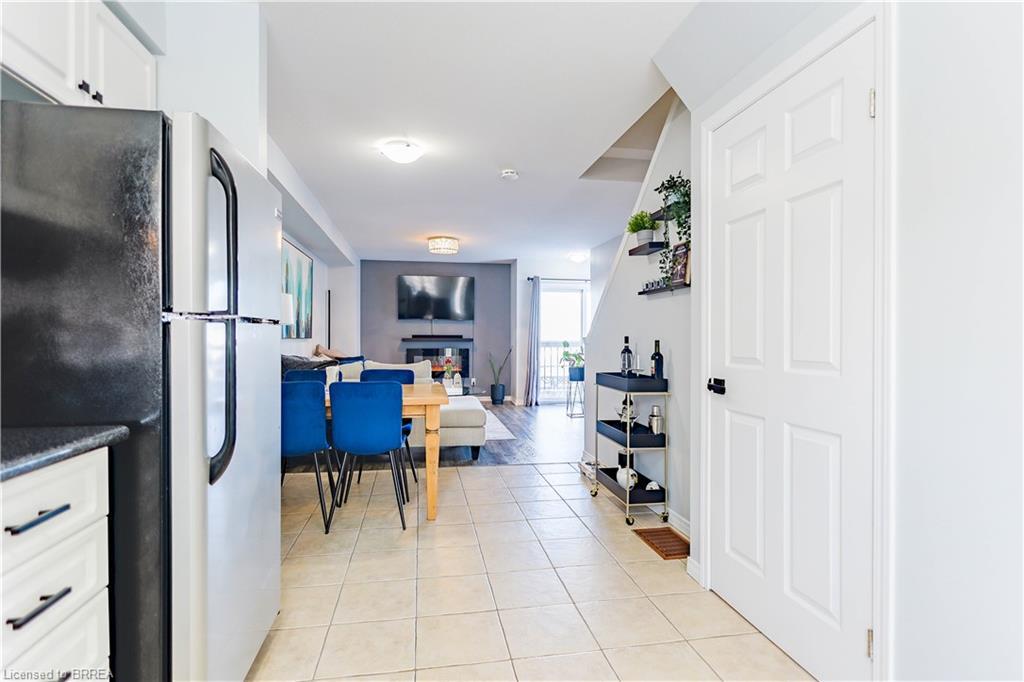 3-1328 Upper Sherman Avenue, Hamilton, ON - Indoor