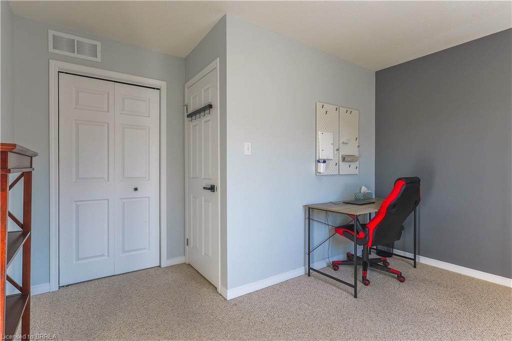 3-1328 Upper Sherman Avenue, Hamilton, ON - Indoor