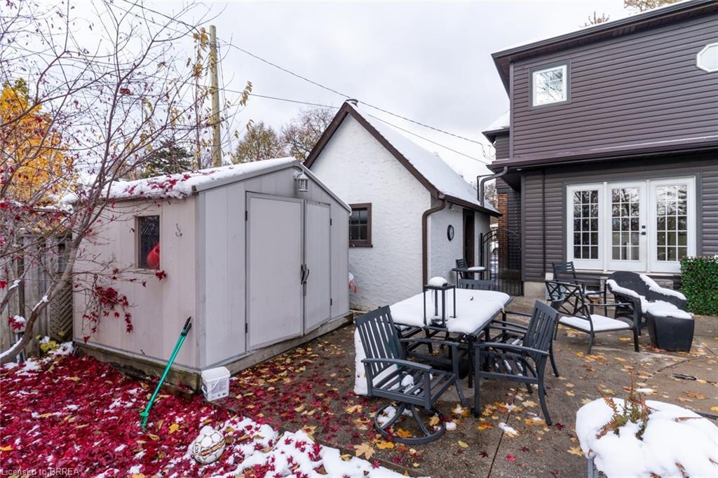 24 Lincoln Avenue, Brantford, ON - Outdoor With Exterior