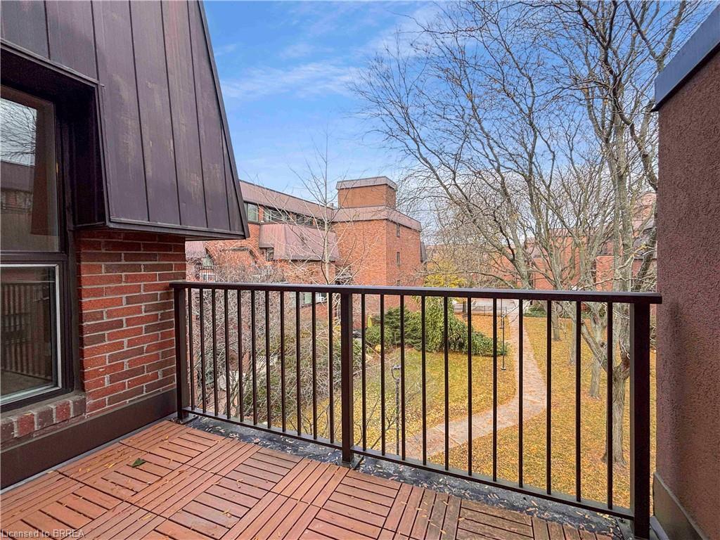 363-36 Hayhurst Road, Brantford, ON - Outdoor