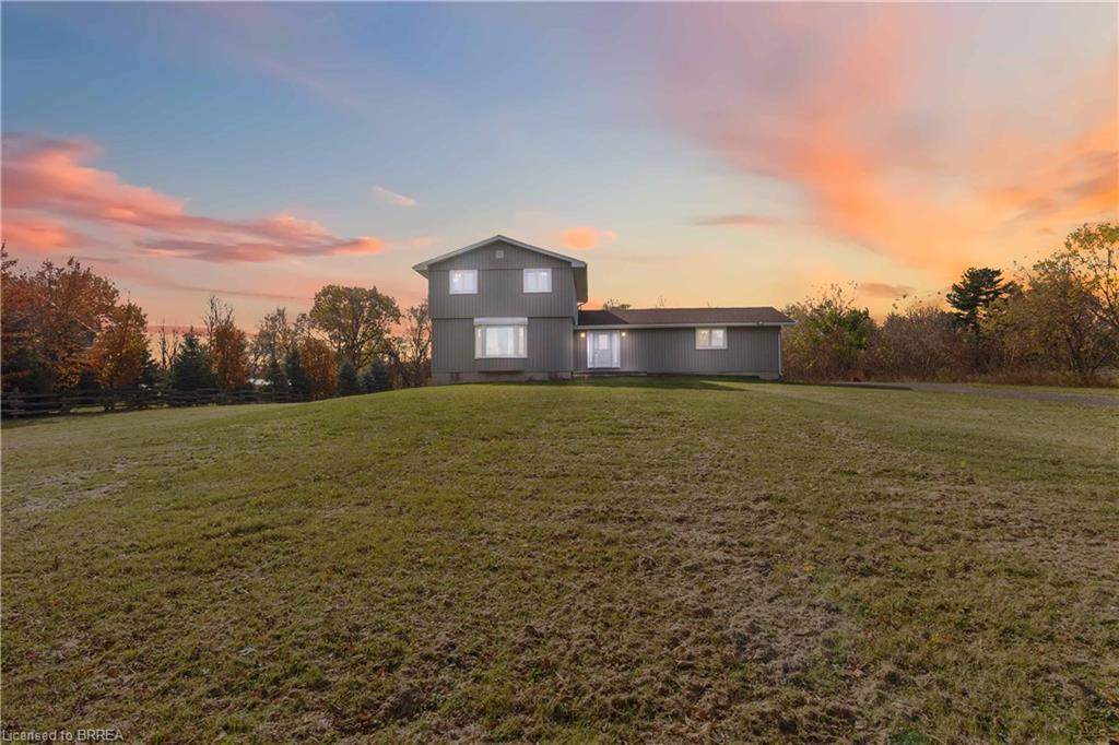 8 War Road, Brantford, ON - Outdoor With View