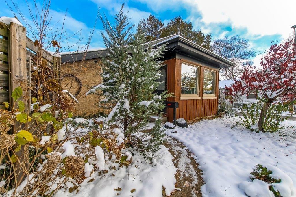 85 Grand River Avenue, Brantford, ON - Outdoor