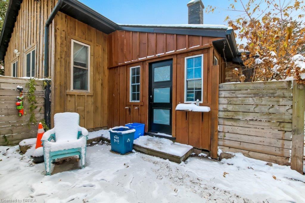 85 Grand River Avenue, Brantford, ON - Outdoor