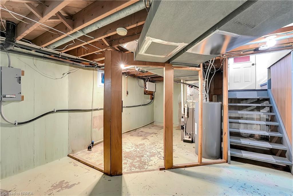 17 Preston Drive, St. Catharines, ON - Indoor Photo Showing Basement