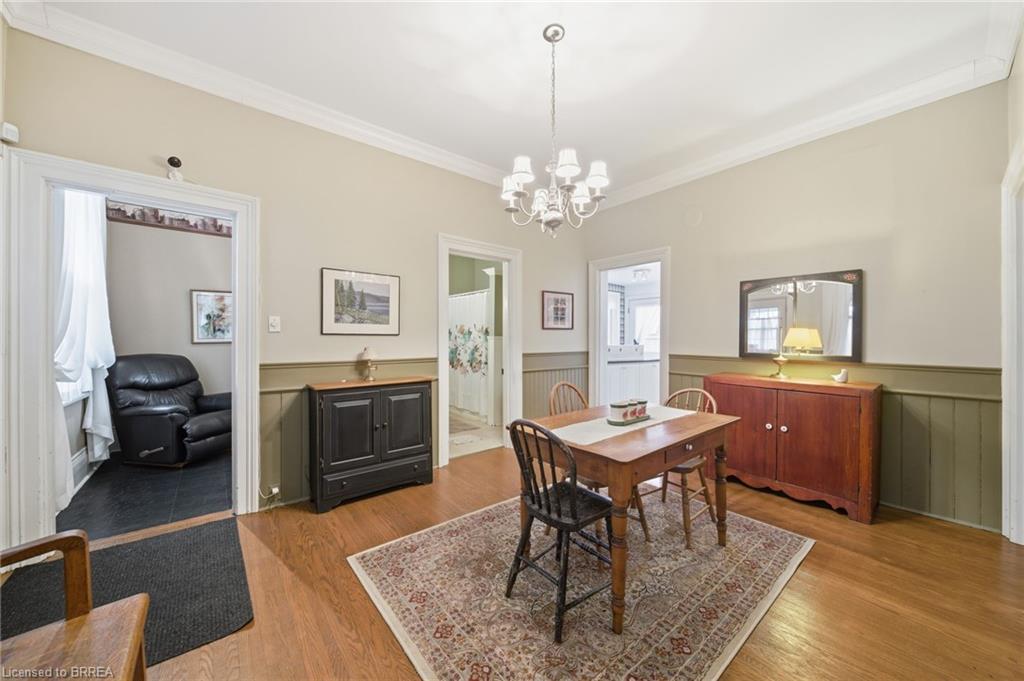89 Murray Street, Brantford, ON - Indoor Photo Showing Dining Room