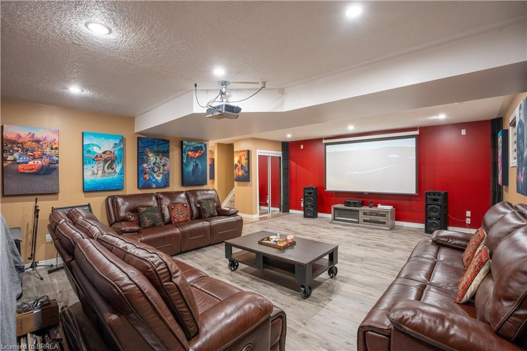 53 Mission Road, Brantford, ON - Indoor