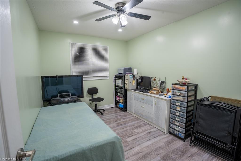 53 Mission Road, Brantford, ON - Indoor Photo Showing Office