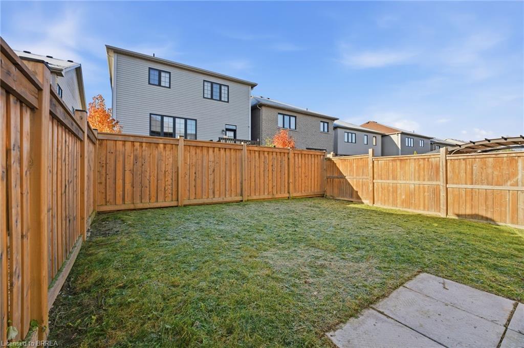 29 Arnold Marshall Boulevard, Caledonia, ON - Outdoor