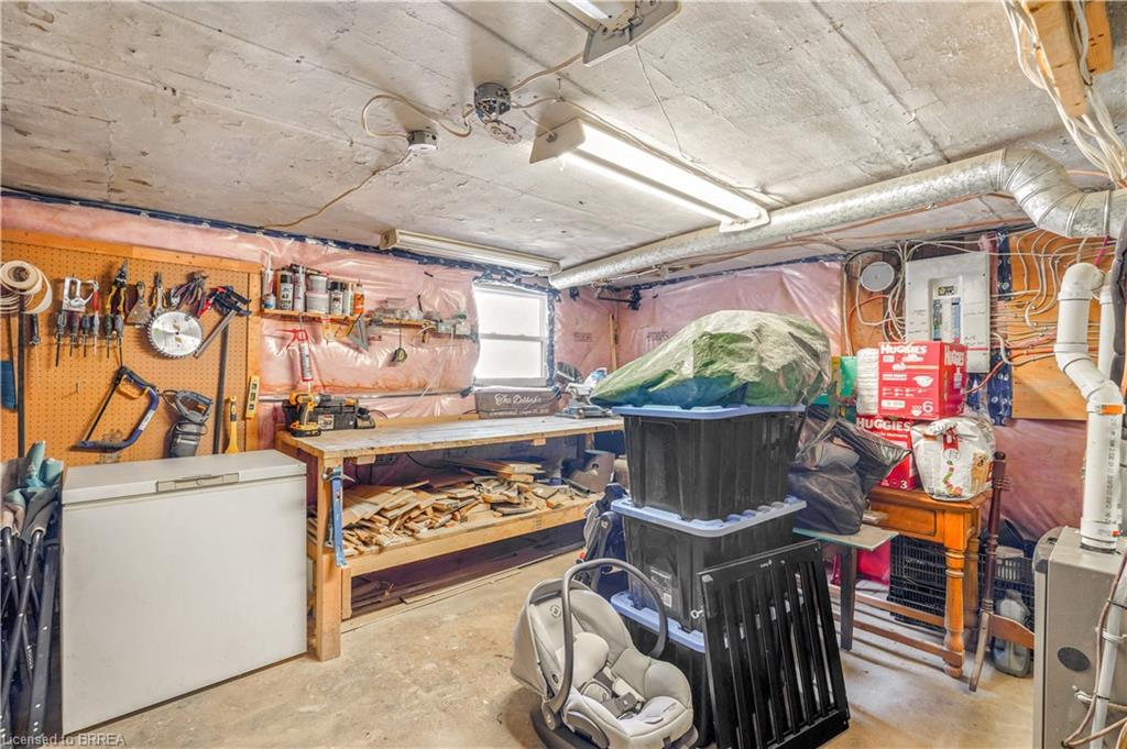 79 Palace Street, Brantford, ON - Indoor