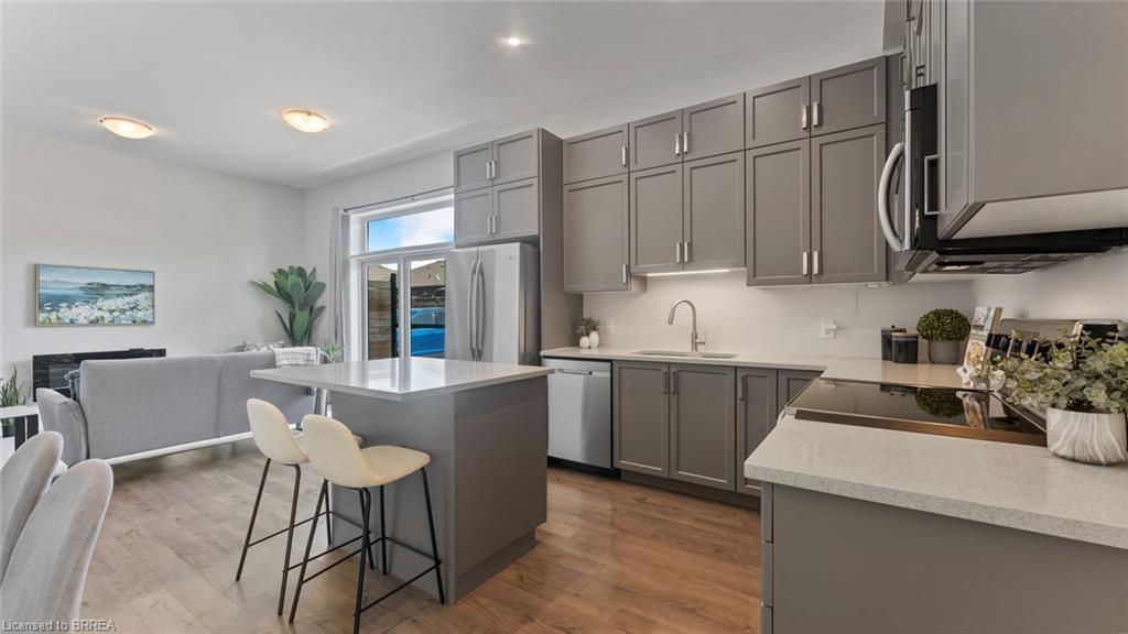 103A-85 Morrell Street, Brantford, ON - Indoor Photo Showing Kitchen