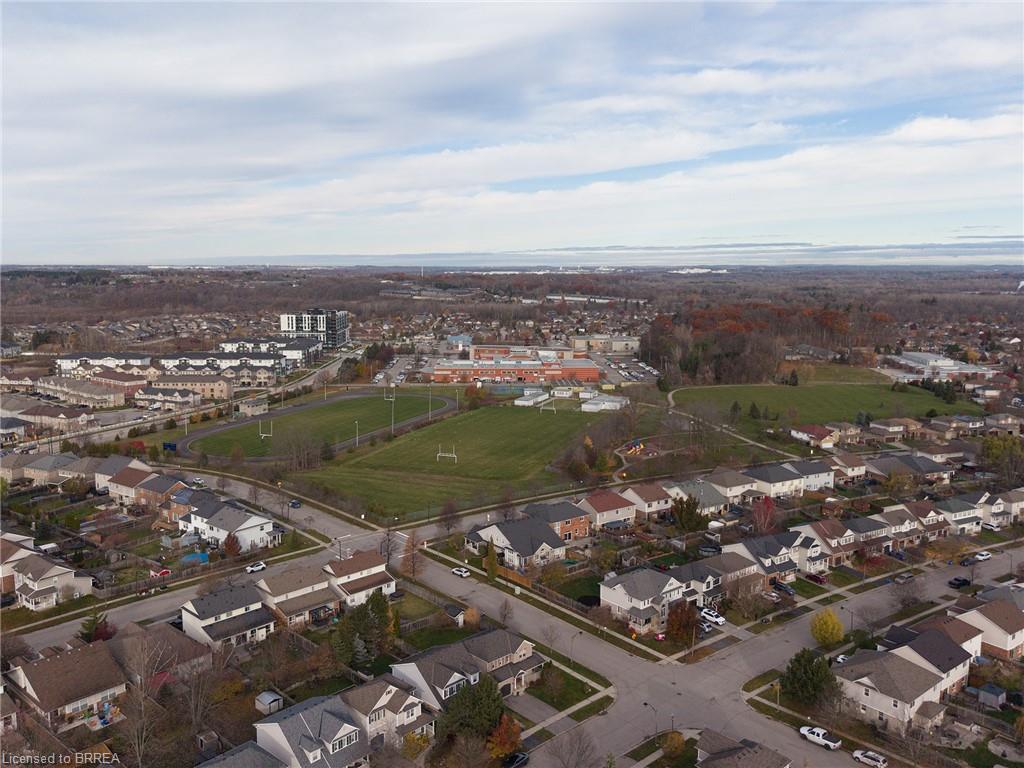 192 Osborn Avenue, Brantford, ON - Outdoor With View