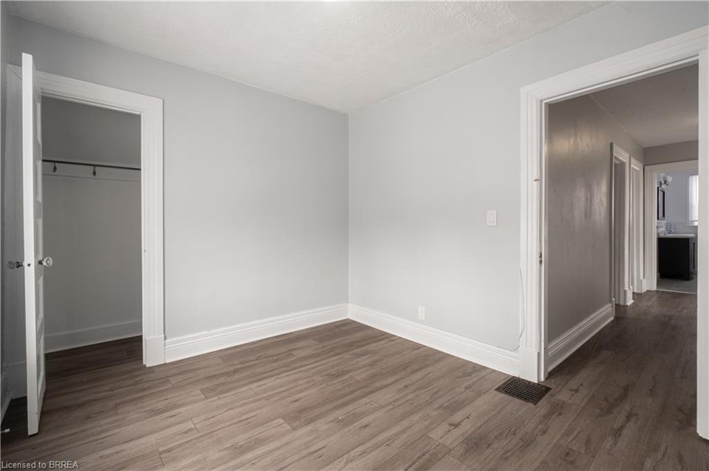 24 Campbell Street, Brantford, ON - Indoor Photo Showing Other Room