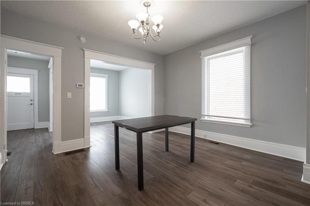 24 Campbell Street, Brantford, ON - Indoor Photo Showing Other Room
