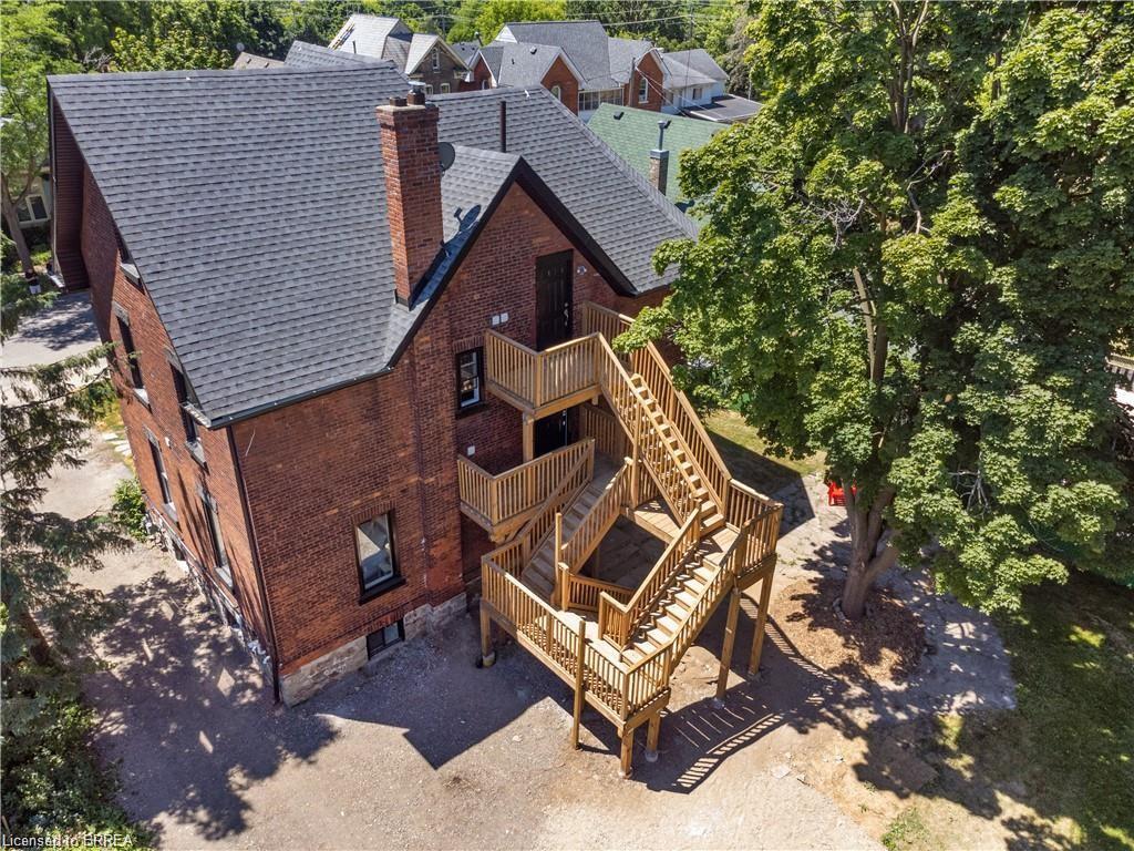 4C-16 Arthur Street, Brantford, ON - Outdoor