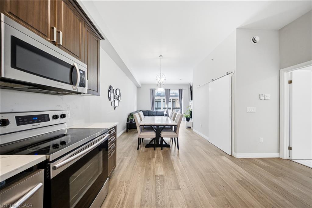 102A-85 Morrell Street, Brantford, ON - Indoor Photo Showing Kitchen