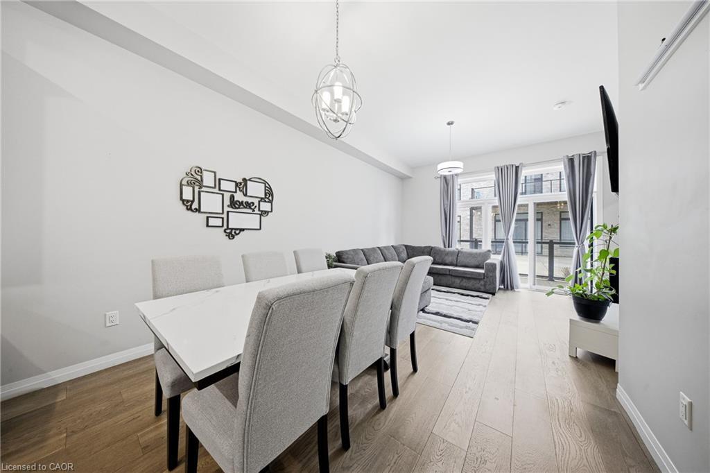 102A-85 Morrell Street, Brantford, ON - Indoor Photo Showing Dining Room