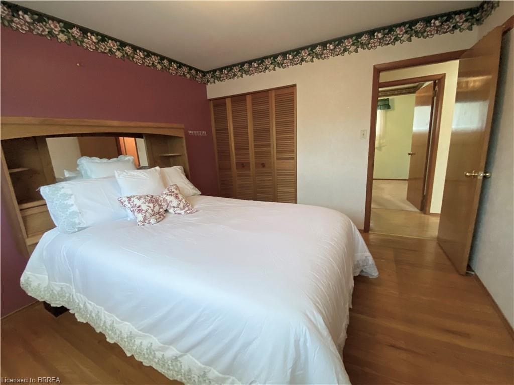 41 Dunsdon Street, Brantford, ON - Indoor Photo Showing Bedroom