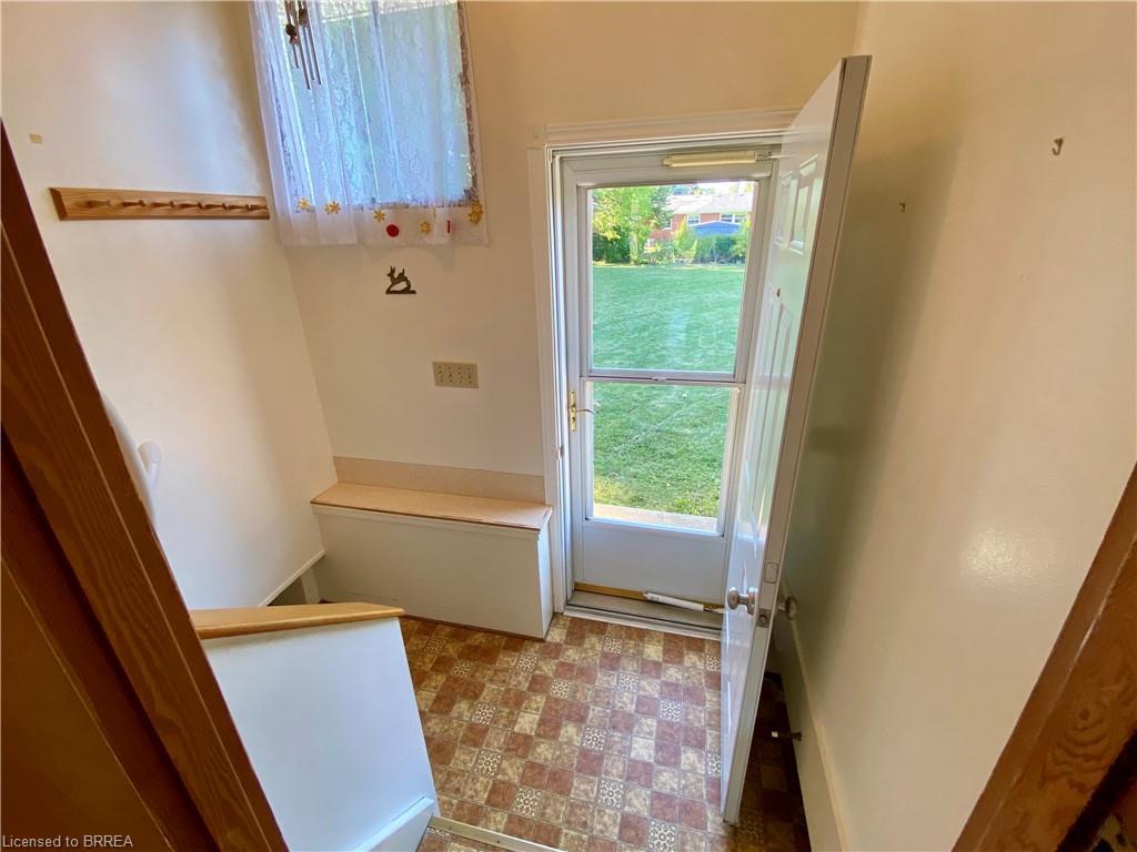 41 Dunsdon Street, Brantford, ON - Indoor Photo Showing Other Room