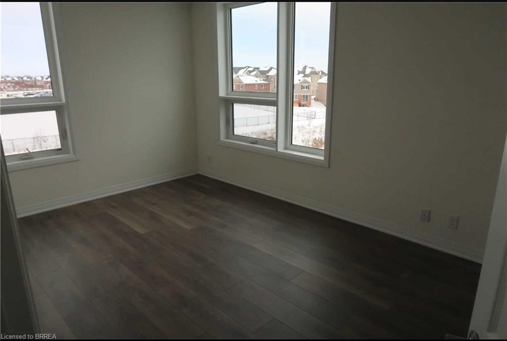 329-1105 Leger Way, Milton, ON - Indoor Photo Showing Other Room