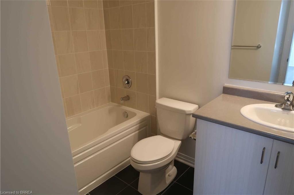 329-1105 Leger Way, Milton, ON - Indoor Photo Showing Bathroom