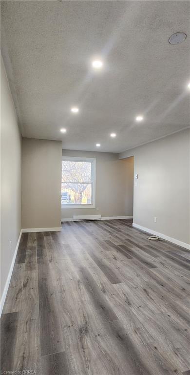 25 Sheldon Street, Brantford, ON - Indoor