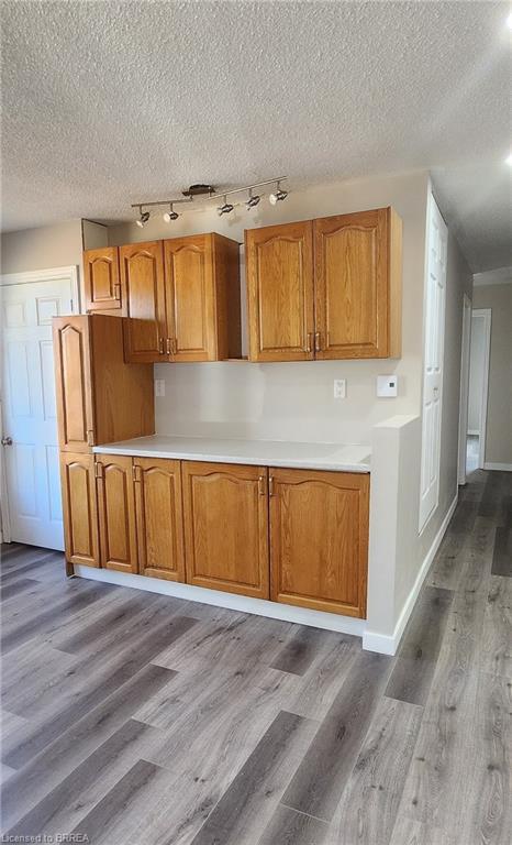 25 Sheldon Street, Brantford, ON - Indoor Photo Showing Kitchen