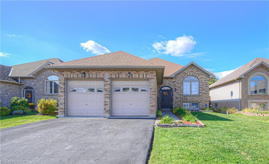 14 Laycock Street, Brantford, ON - Outdoor With Facade
