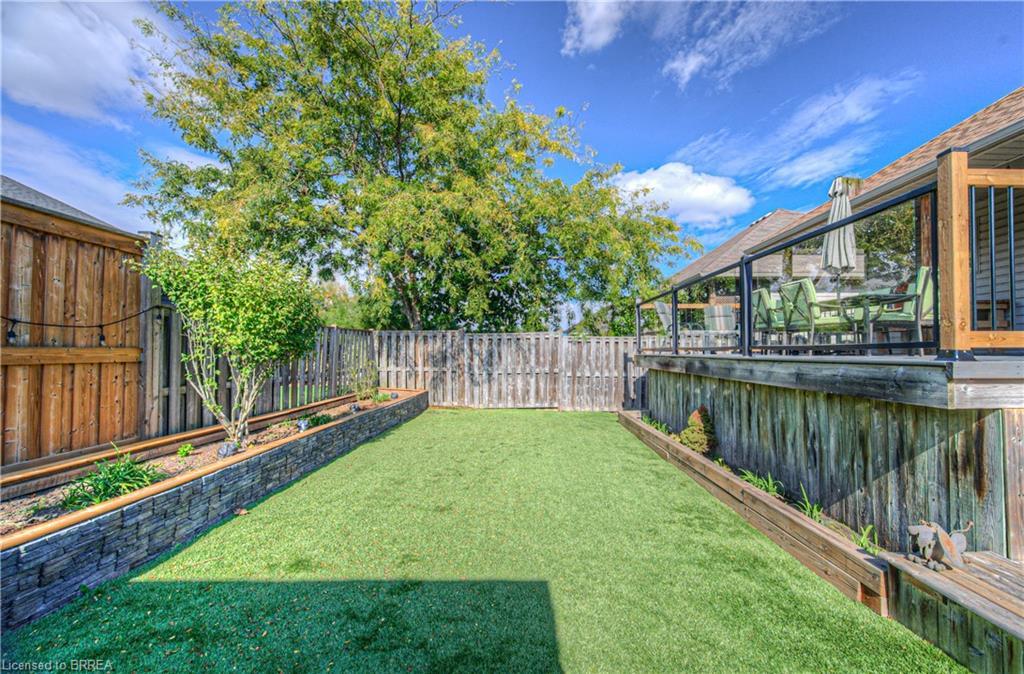 14 Laycock Street, Brantford, ON - Outdoor